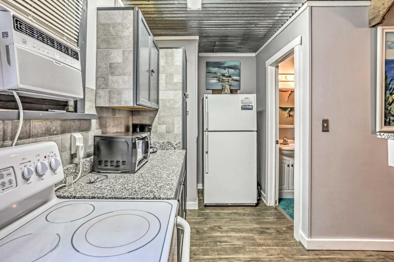 Ocean Isle Beach Studio 1 Mi To Downtown And Pier Exterior photo